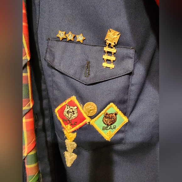 Vintage Boy Scout Shirt and Vest With Patches and Scarf 1970's - Picture 3 of 8